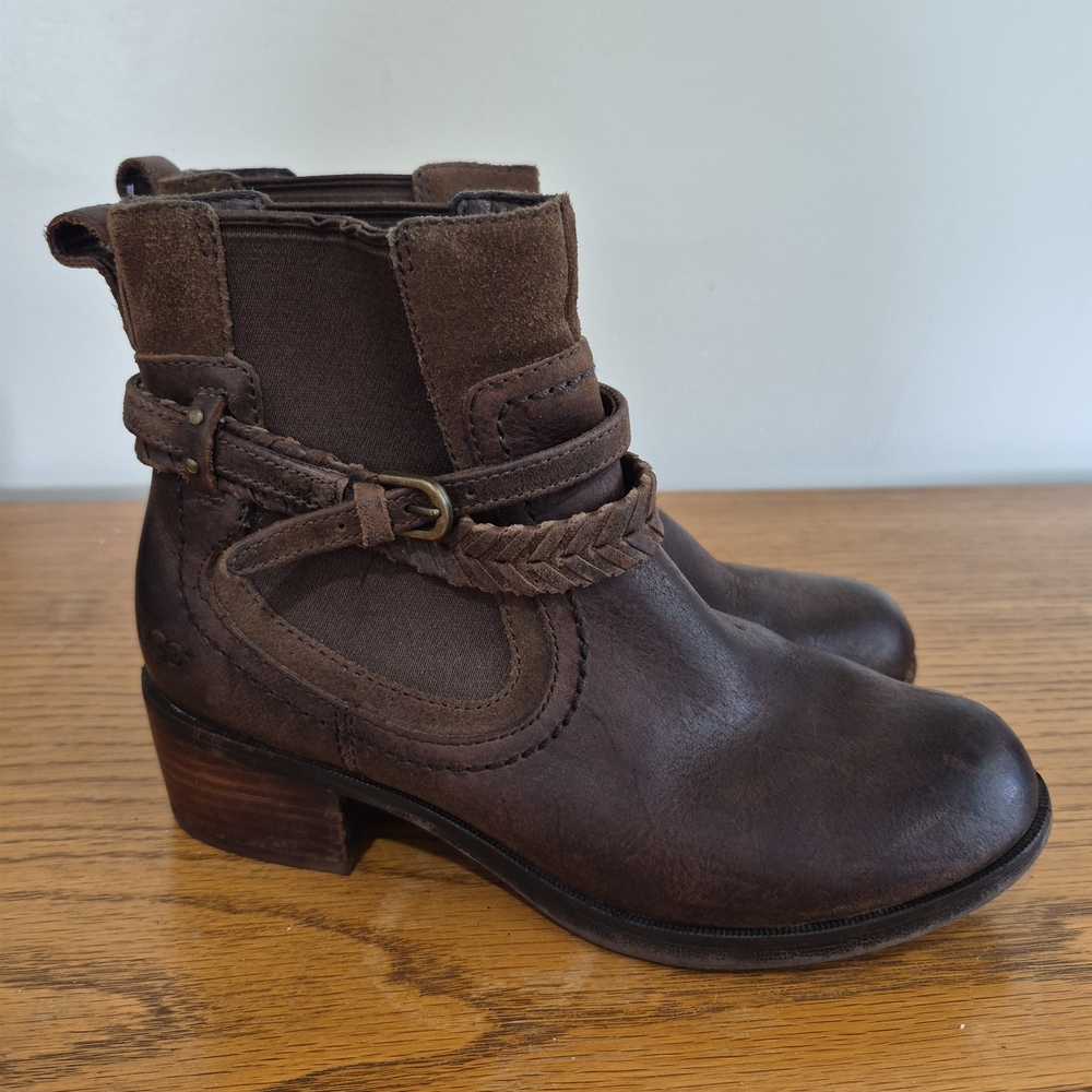 UGG KREWE CHOCOLATE MOTORCYCLE ANKLE LEATHER BOOTS US 6